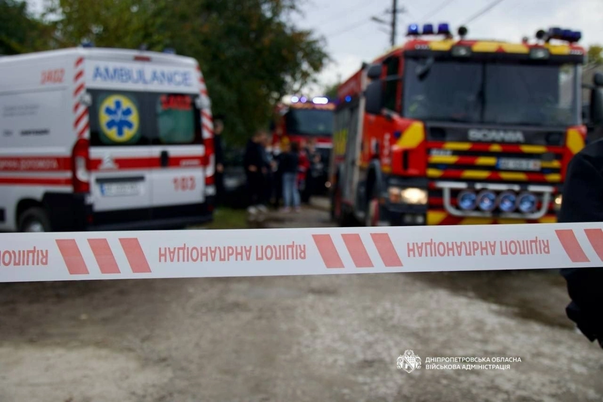 Удар РФ по ринку на Харківщині забрав життя двох людей: у Дніпрі горів приватний сектор
