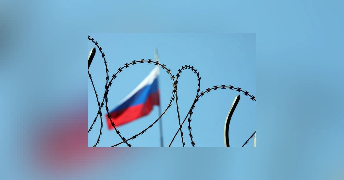 Україна ввела санкції проти творців російської «Рассвет» і 39 суден