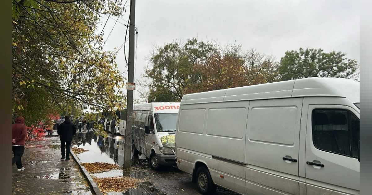 В окупованих Олешках завершили місію: людей евакуюють в Україну