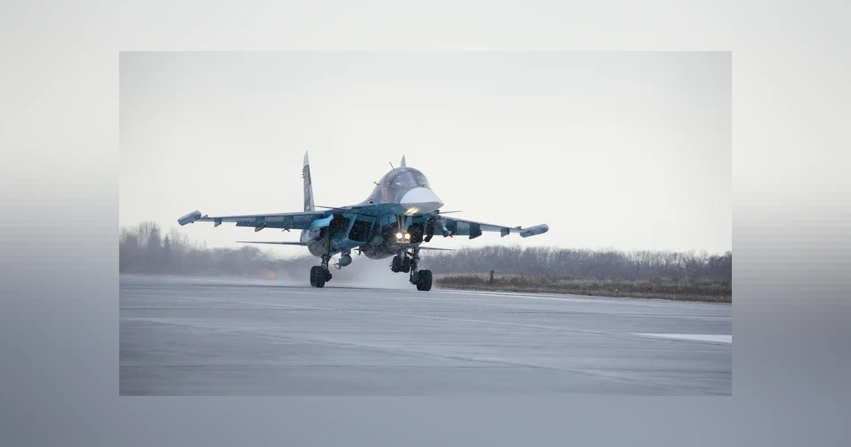 Супутникові знімки підтвердили знищення двох Су-34 на «Мариновці»