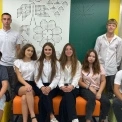 Рада ухвалила закон: нинішні десятикласники зможуть завершити навчання у своїй школі