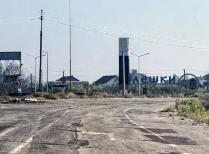 Понад 4 тонни допомоги для Олешок: військові везуть людям їжу й ліки