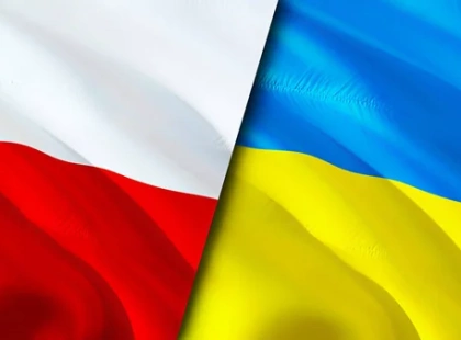 Польща не зупиняла військову допомогу Україні через рішення Львівської облради